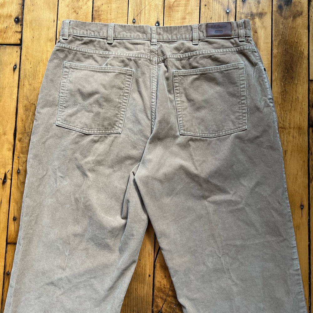 LL Bean Men’s 38x30 (Fits 37x30) Corduroy Pants Straight Fit Casual Tan Khaki